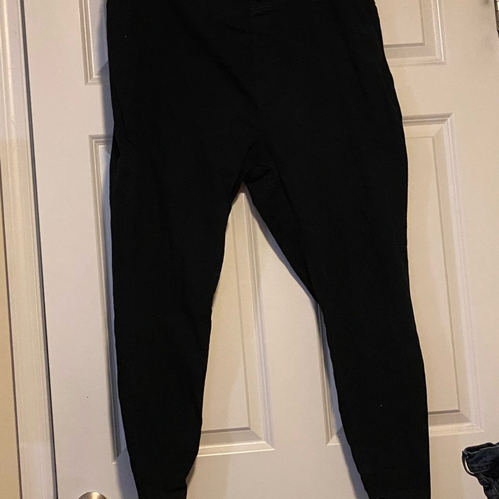 Plus size jeggings.